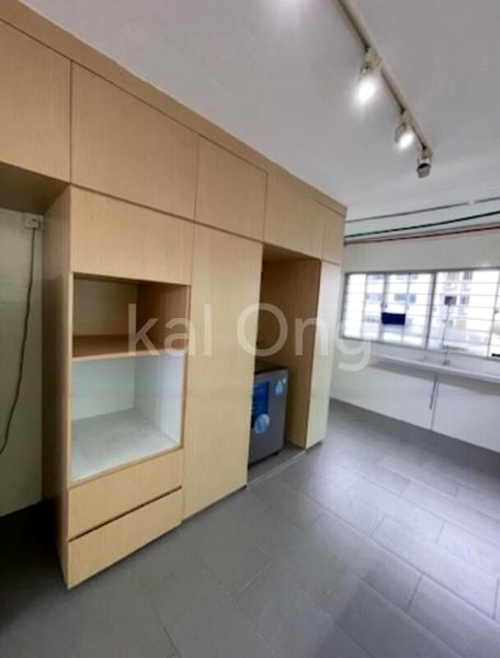 3 Room (3NG) HDB for Rent in  578 Ang Mo Kio Avenue 10 - Image 4